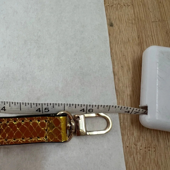 Moa Master Of Art BELT BAG Shoulder Cross Body Golden Leather Disney Limited - Picture 9 of 10